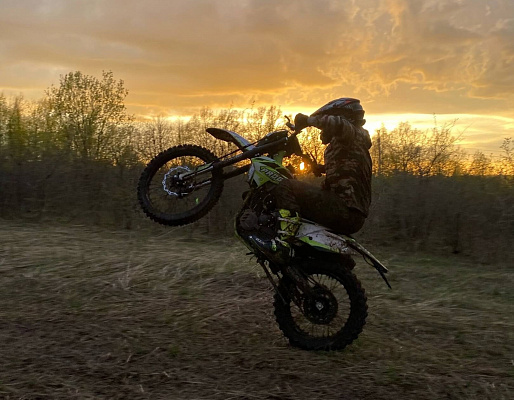 Катание на мотоцикле в Саранске. ULTRA ПОДАРКИ. Купить катание на мотоцикле в Саранске. Попробовав езду на мотоциклах, вы получите порцию адреналина и невероятные эмоции. Сервис: UltraPodarki.ru 8 800 505 95 30.. Катание на мотоцикле в Саранске, прокат мотоциклов Саранск, катание на мотоциклах, прокат мотоцикла, езда на мотоцикле Саранск, езда на мотоцикле, мотопрогулка Саранск, мотопрогулка