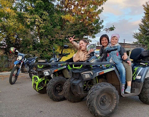 Прокат квадроциклов. Подарочные сертификаты Ultra Подарки Саранск. Купить оригинальный подарок или подарочный сертификат на Прокат квадроциклов. Сервис UltraPodarki.ru Саранск 8 800 505 95 30. 