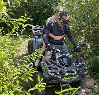 Прокат квадроциклов. Подарочные сертификаты Ultra Подарки Саранск. Купить оригинальный подарок или подарочный сертификат на Прокат квадроциклов. Сервис UltraPodarki.ru Саранск 8 800 505 95 30. 