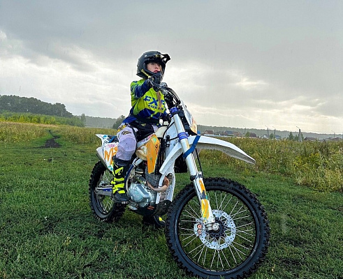 Прокат мотоциклов. Подарочные сертификаты Ultra Подарки Саранск. Купить оригинальный подарок или подарочный сертификат на Прокат мотоциклов. Сервис UltraPodarki.ru Саранск 8 800 505 95 30. 