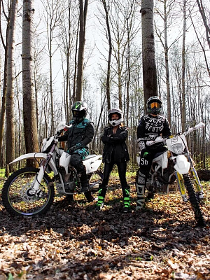 Прокат мотоциклов. Подарочные сертификаты Ultra Подарки Саранск. Купить оригинальный подарок или подарочный сертификат на Прокат мотоциклов. Сервис UltraPodarki.ru Саранск 8 800 505 95 30. 